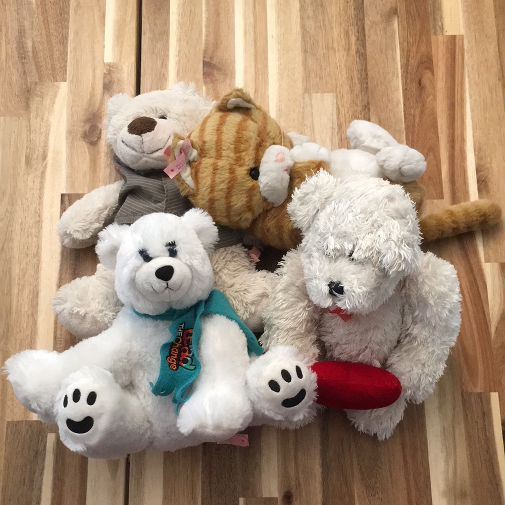 Stuffed Animals - 4 Quantities